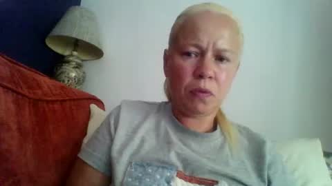 naughtyjennyblondeuk online show from July 20, 6:42 pm