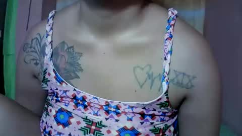 naughtymom_33 online show from October 28, 8:43 pm