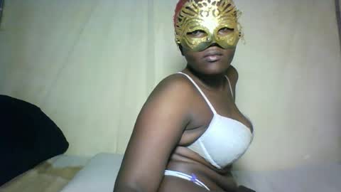 naughtynice540298 online show from June 23, 6:43 am