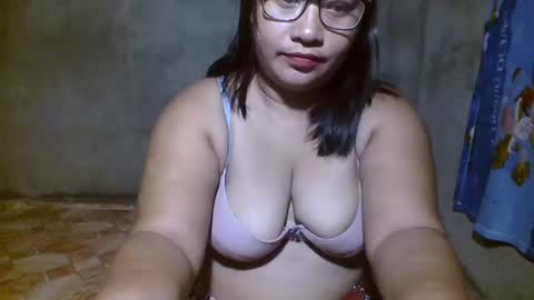naughtypinay08 online show from August 7, 3:10 pm