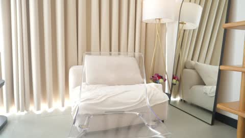 Naughty Samm online show from November 15, 4:30 pm