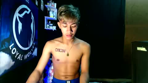 Loy online show from November 7, 8:11 pm