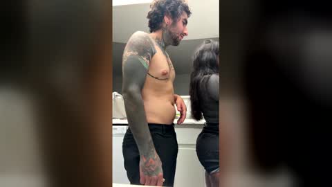 nawfamimgreat online show from December 19, 3:24 am