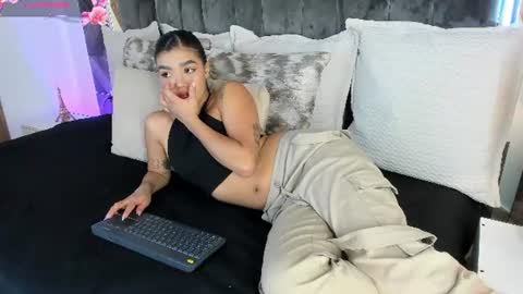    online show from June 30, 11:31 am