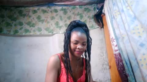 Nayla online show from July 15, 10:31 am