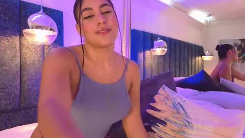 Juli  online show from March 3, 12:39 pm