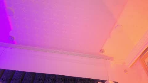 Juli  online show from September 25, 12:23 pm