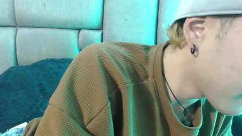 Im Nayton online show from February 18, 12:16 pm