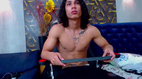 Snapshot of nazper_2 chatting on October 17, 5:06 pm NAZPER online show from October 17, 5:06 pm