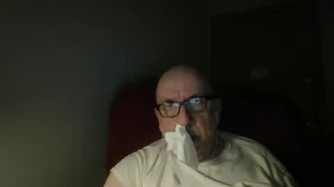 Tom online show from April 10, 2:17 am