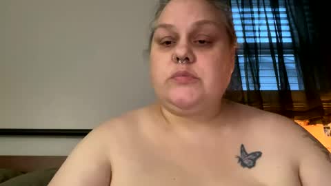 Nellie Atlas online show from March 3, 11:56 pm