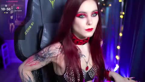    online show from December 4, 2:49 pm