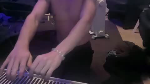 nemcahot online show from December 28, 2:33 am