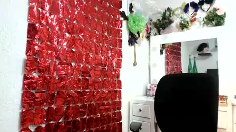 Star  online show from December 19, 9:10 pm