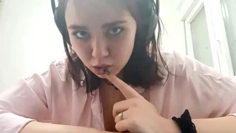 Snapshot of neomicounterman chatting on October 20, 5:40 pm Elena online show from October 20, 5:40 pm