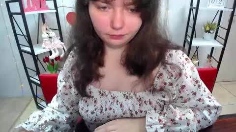 NeonilaLisova online show from October 2, 6:23 am