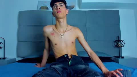  NeoRaptis  jhonatan  online show from February 21, 9:22 pm