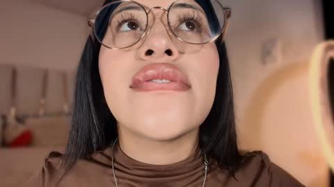 Helena    Every Friday new video for my fan club loves  online show from January 21, 8:00 pm