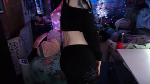 Snapshot of nerdy_squirty chatting on January 7, 8:56 am NerdySquirty online show from January 7, 8:56 am