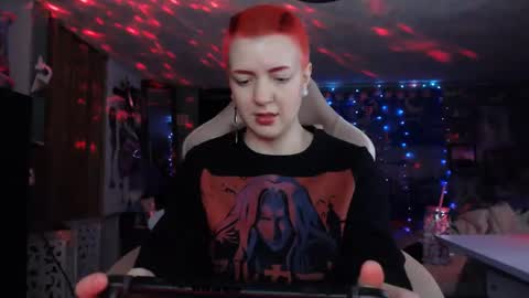 Snapshot of nerdy_squirty chatting on February 19, 6:44 am NerdySquirty online show from February 19, 6:44 am