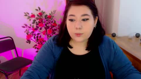 nereia online show from March 2, 8:21 am