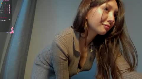 Nessa online show from July 12, 11:57 am