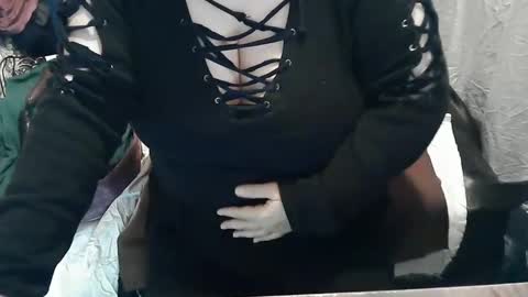 neslihan online show from February 16, 6:10 am