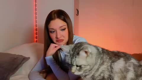 Nessa online show from February 21, 6:26 pm