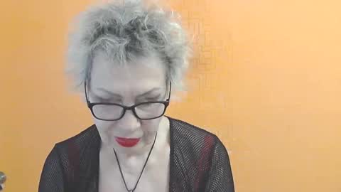 NessyJenixs online show from February 26, 8:18 am