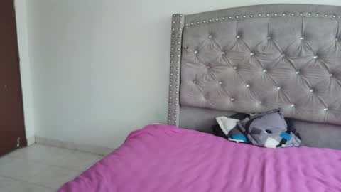 nesuko_kamado online show from December 2, 2:48 pm