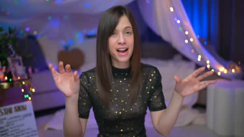 newchloe18 online show from November 15, 9:27 pm