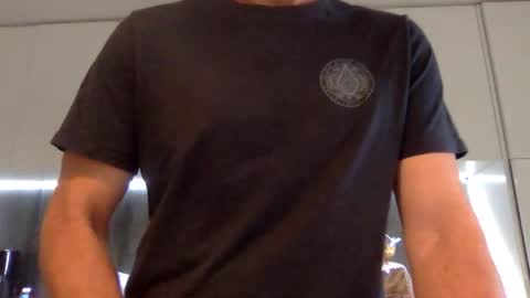 Snapshot of newysub75 chatting on October 29, 4:14 am newysub75 online show from October 29, 4:14 am