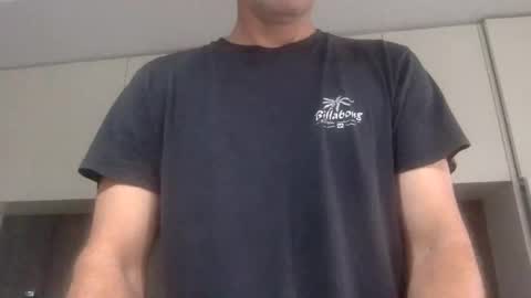 Snapshot of newysub75 chatting on January 8, 4:44 am newysub75 online show from January 8, 4:44 am