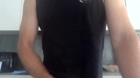 Snapshot of newysub75 chatting on February 1, 4:56 am newysub75 online show from February 1, 4:56 am