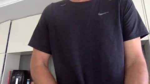 Snapshot of newysub75 chatting on October 21, 2:27 am newysub75 online show from October 21, 2:27 am