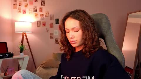 Lilly online show from February 2, 12:23 pm