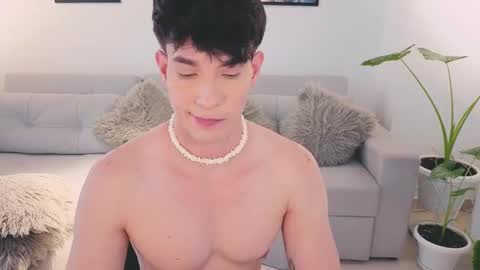   online show from September 17, 7:39 pm