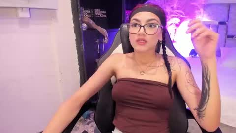 nezukoo_1 online show from June 11, 2:53 am