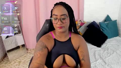 Nia online show from March 8, 6:45 pm