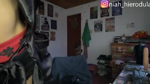niah online show from July 10, 2:33 pm