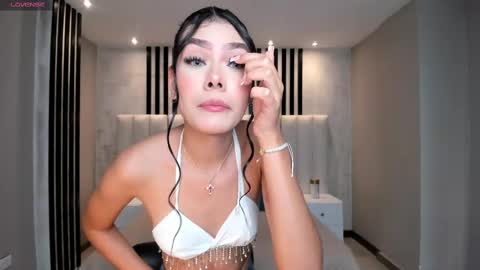 Call me Nia  online show from March 12, 7:14 pm