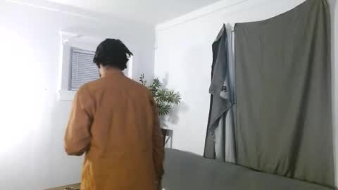 NICE AND SAVVY online show from March 14, 7:56 am