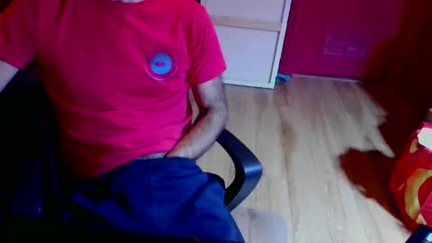 Snapshot of nicecck24 chatting on December 9, 6:01 am nicecck24 online show from December 9, 6:01 am