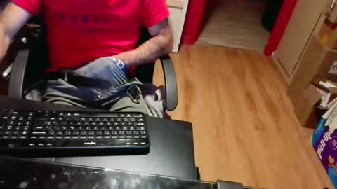 Snapshot of nicecck24 chatting on October 7, 4:19 am nicecck24 online show from October 7, 4:19 am