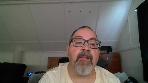 niceguy7208 online show from July 26, 4:37 pm