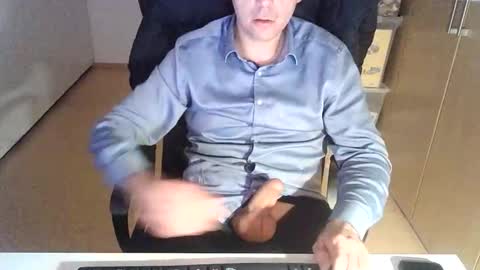 NiceGuyFlo online show from November 5, 12:12 am