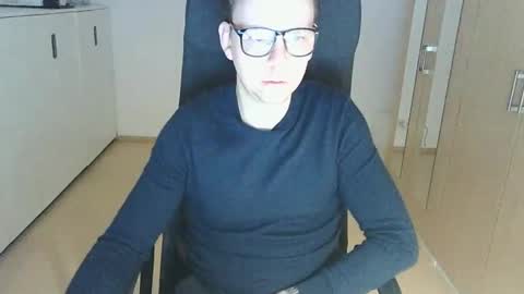 Snapshot of niceguyflo chatting on February 1, 2:26 am NiceGuyFlo online show from February 1, 2:26 am