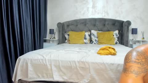 Sophie online show from September 27, 5:49 am