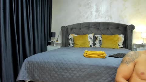 Sophie online show from October 11, 6:29 am