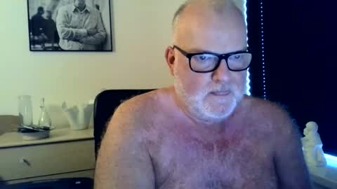 nicexxdane online show from July 11, 4:17 am